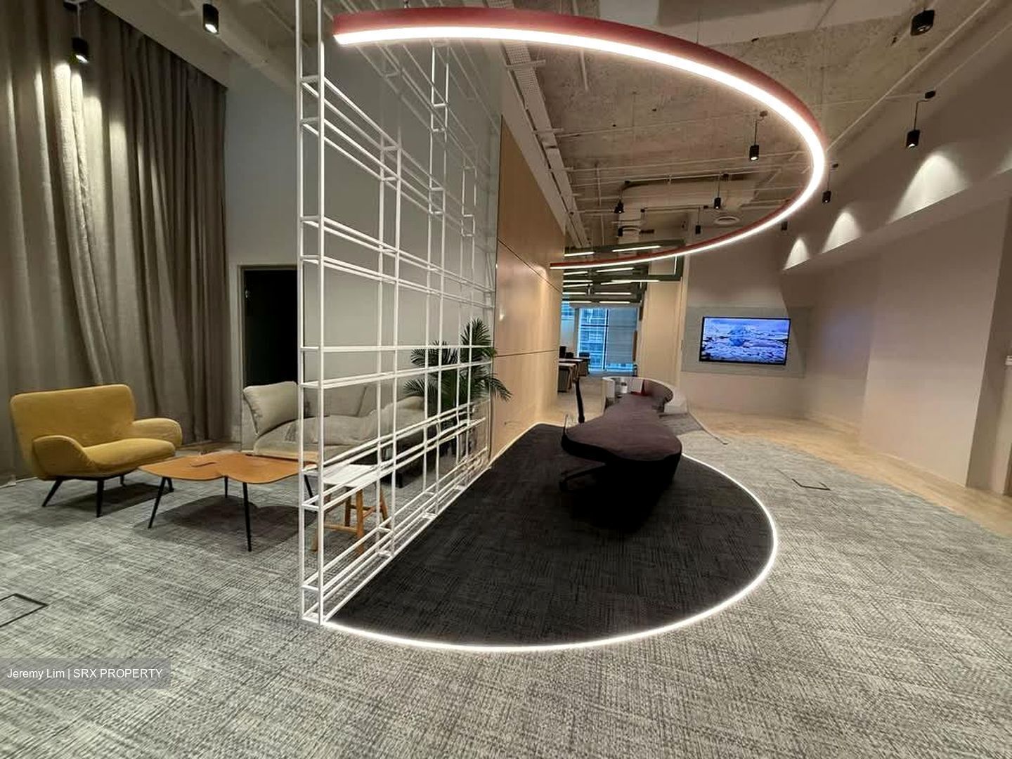 Tahir Building (D1), Office #640113601